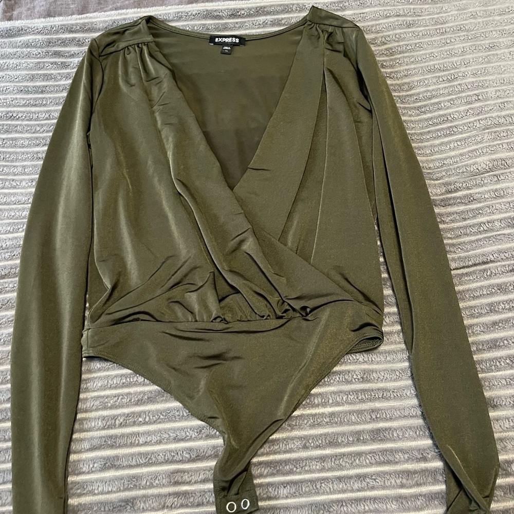 Express Green Wrap Fitted Long Sleeve Bodysuit